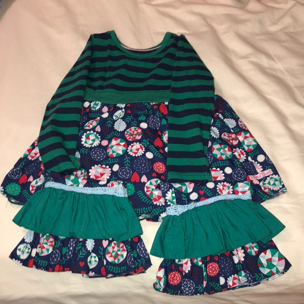 EUC- Girls Toddler 4T Ruffle Butts outfit